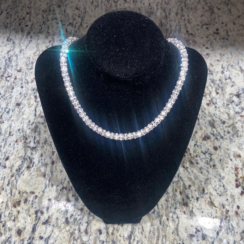 NWT Napier simulated popcorn necklace